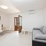 Apartments Paulino